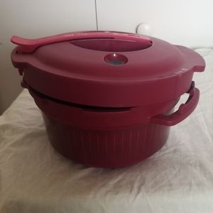 Tupperware pressure cooker